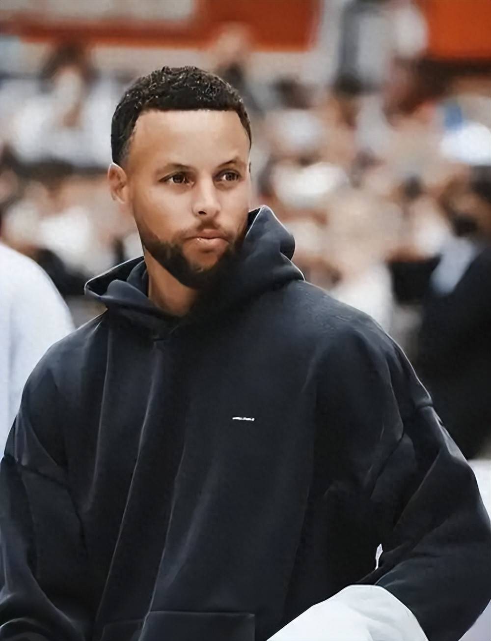 而非顶级俱 而非顶级俱