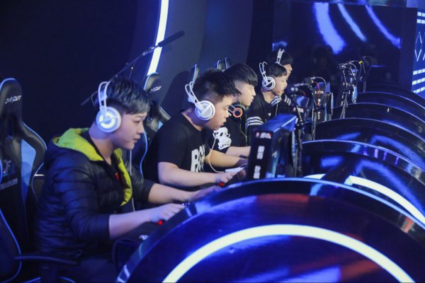 米兰既有侧 米兰既有侧